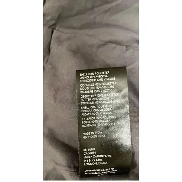 People NWT Free People Wild Roses Embroidered Shorts Size 2 - Picture 6 of 8